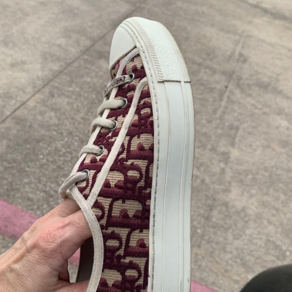 Authentic Christian Dior sneakers in leather inside and burgundy color, - Picture 1 of 6